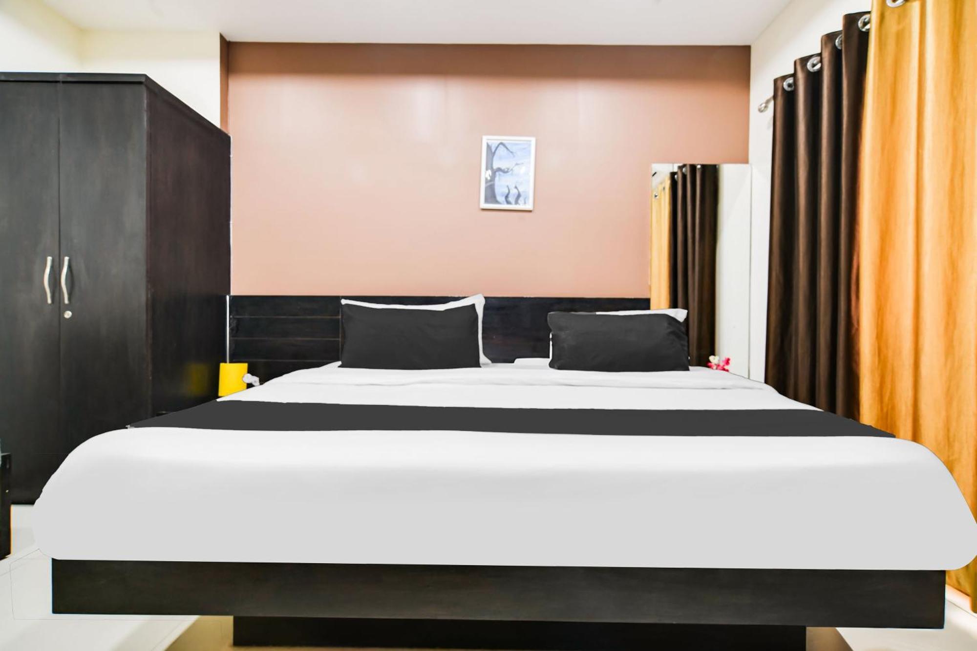 Super Collection O Indore Near Omax City 1 Kanadiya Dış mekan fotoğraf