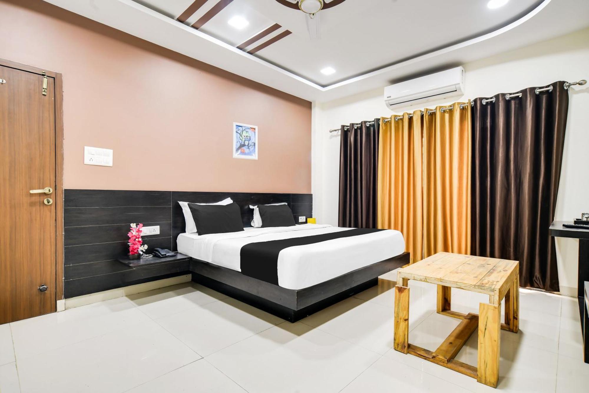 Super Collection O Indore Near Omax City 1 Kanadiya Dış mekan fotoğraf